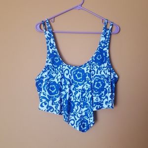NWT women's bathing suit top